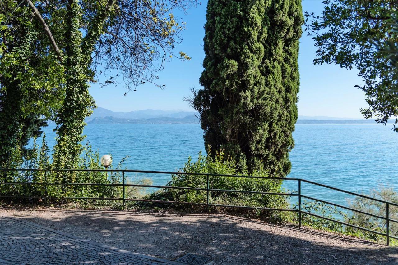 Casa Di Alex | Sirmione Διαμέρισμα Εξωτερικό φωτογραφία